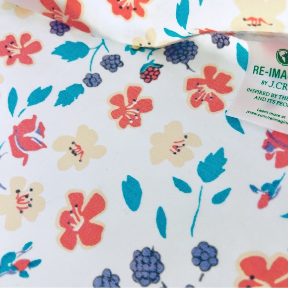 J.Crew Short-sleeve Secret Wash cotton poplin Shirt White/floral print Sz. M - Picture 9 of 10